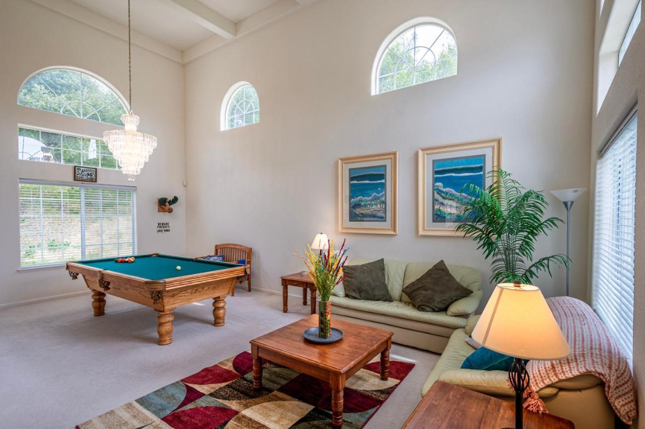 オークハースト Mountain Majesty With Hot Tub, Pool Table, Generator, Ev Hookupヴィラ エクステリア 写真